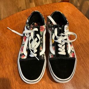 Floral Black and White Vans